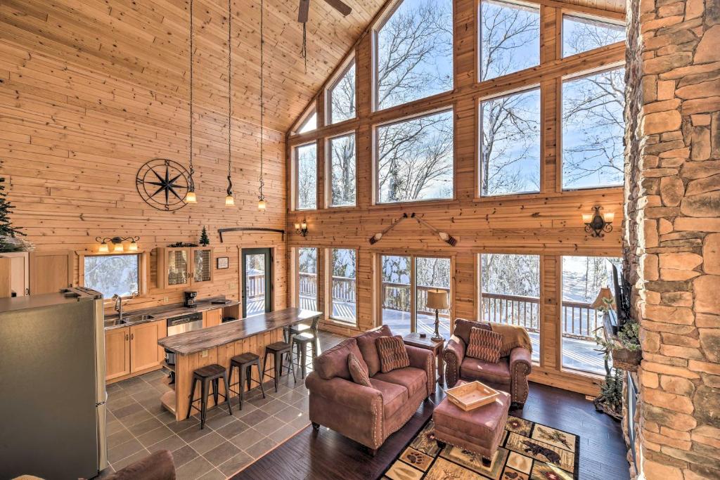 Scenic Hayward Lake View Retreat with Fire Pit - Housity