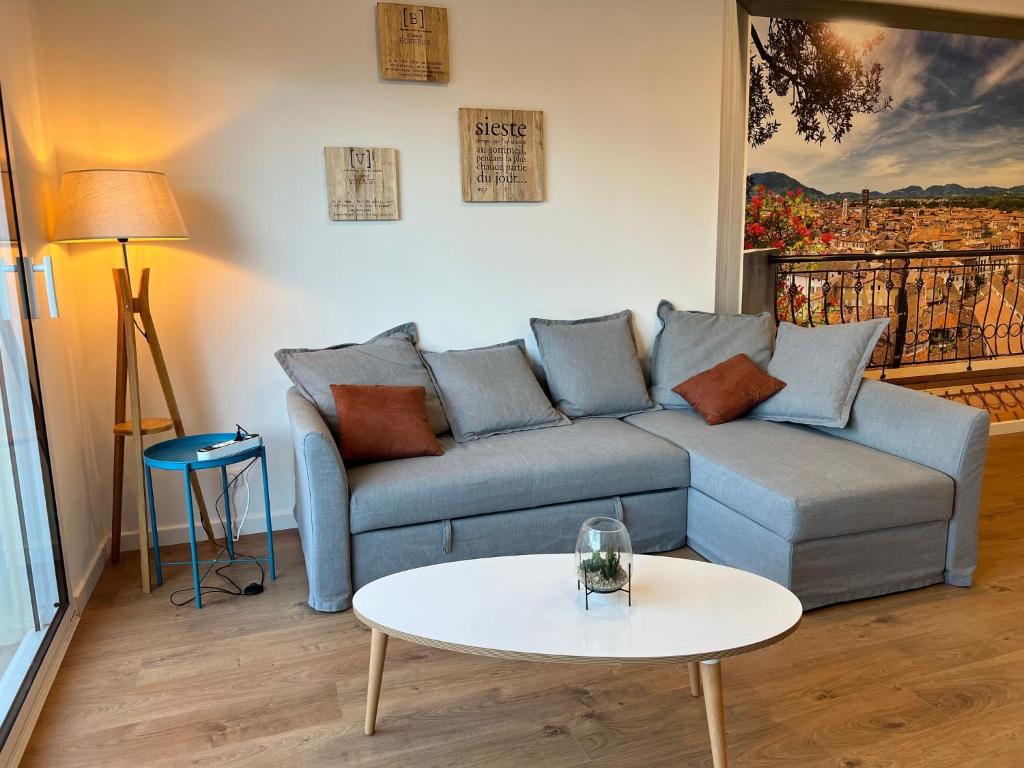 la Pascaline - One-Bedroom Apartment With Terrace