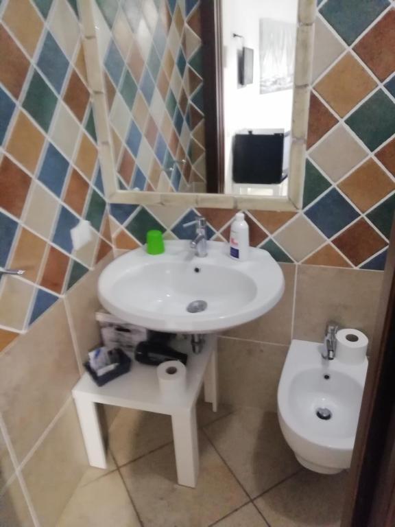 Koupelna v ubytování B&B Acquamarina Villasimius