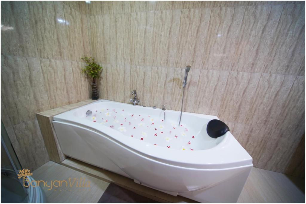 Koupelna v ubytování Banyan Villa Maldives Dhangethi