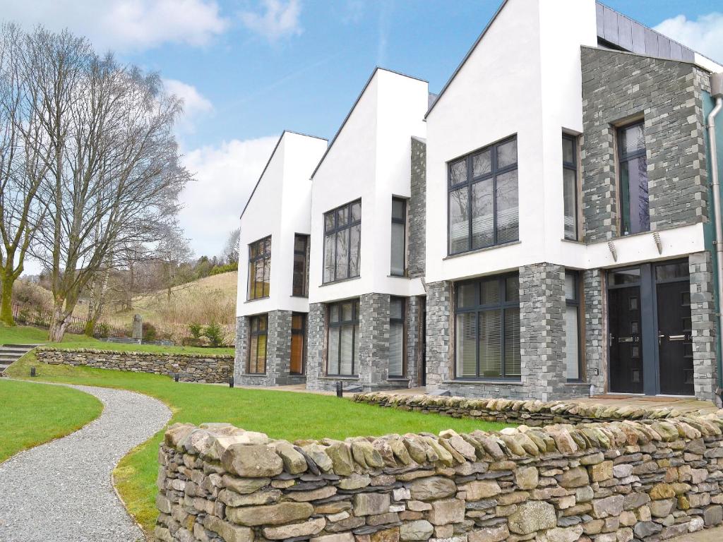 12 Bluehill Park, Ambleside (updated prices 2024)
