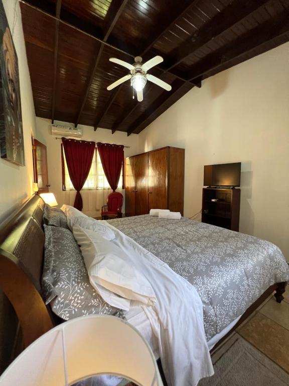 Postel nebo postele na pokoji v ubytování La Casa de los Patos