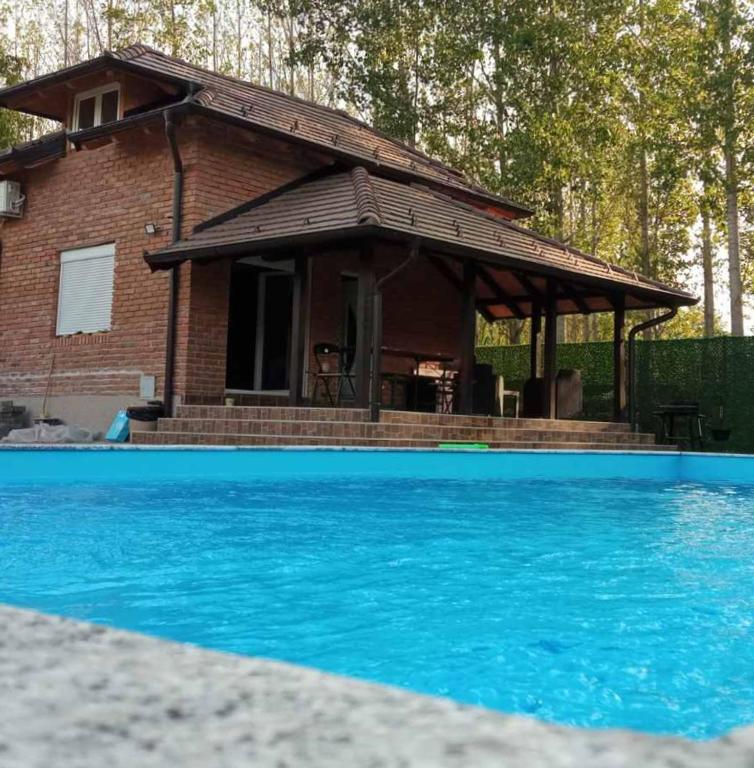 Bazén v ubytování Vikendica Una na Drini nebo v jeho okolí