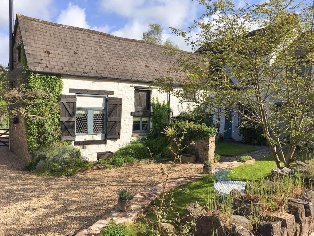 Mill Cottage in Bampton, Devon, England