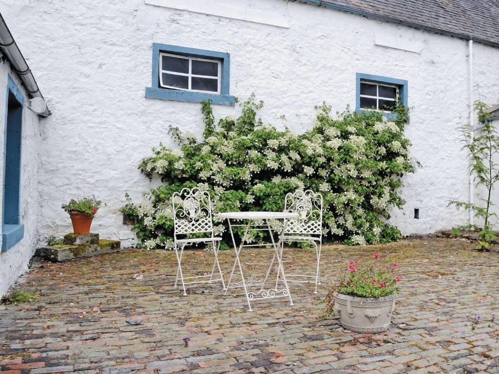 Apple Cottage in Forgandenny, Perth & Kinross, Scotland