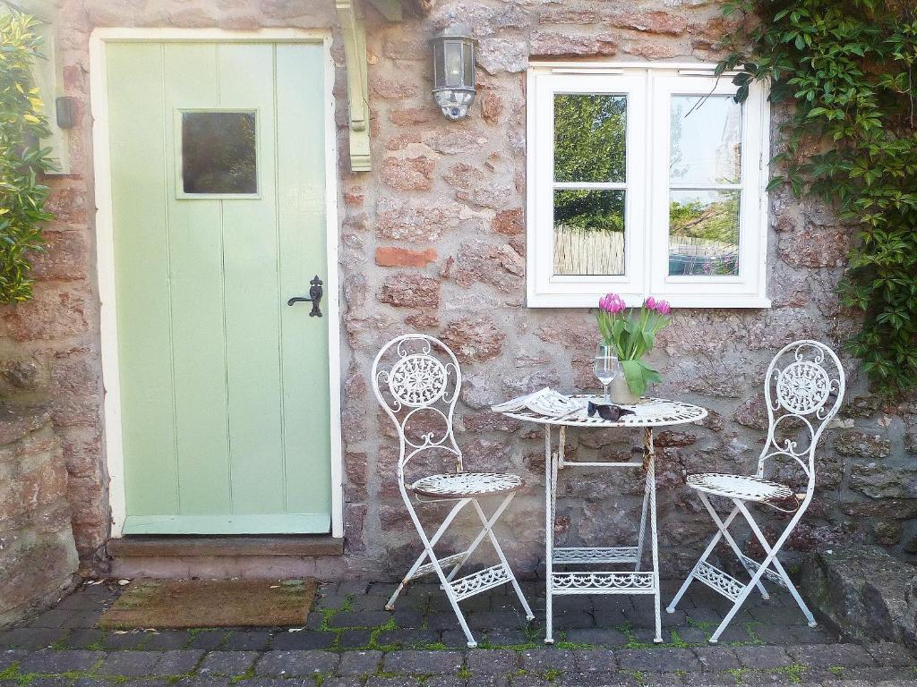 Hollies Cottage in Draycott, Somerset, England