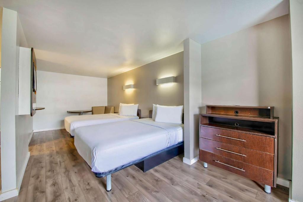 Studio 6-San Antonio, TX - Airport - Suite Standard - Non-fumeur