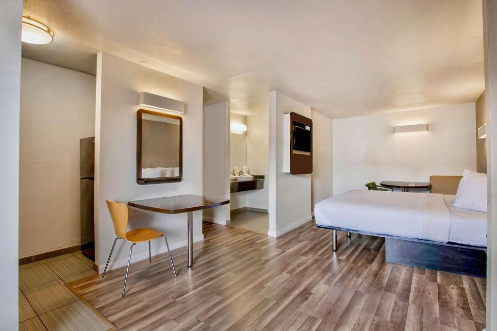 Studio 6-San Antonio, TX - Airport - Suite - Non-fumeur