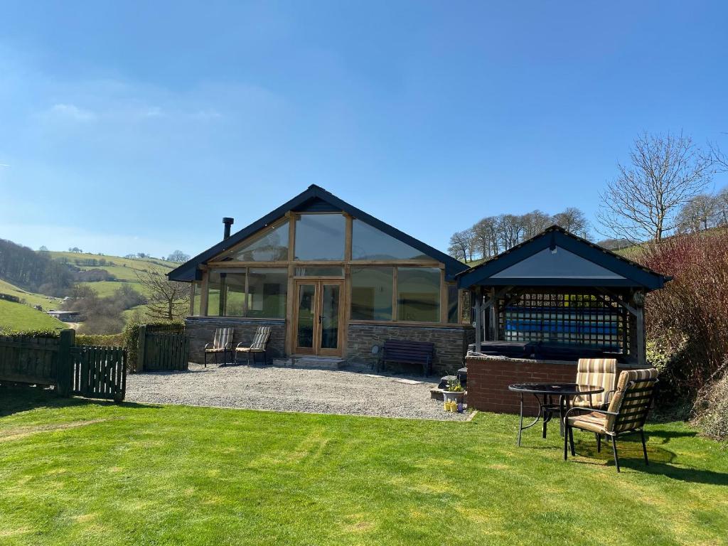 Red Kite Cottage in Llanvair Waterdine, Powys, Wales