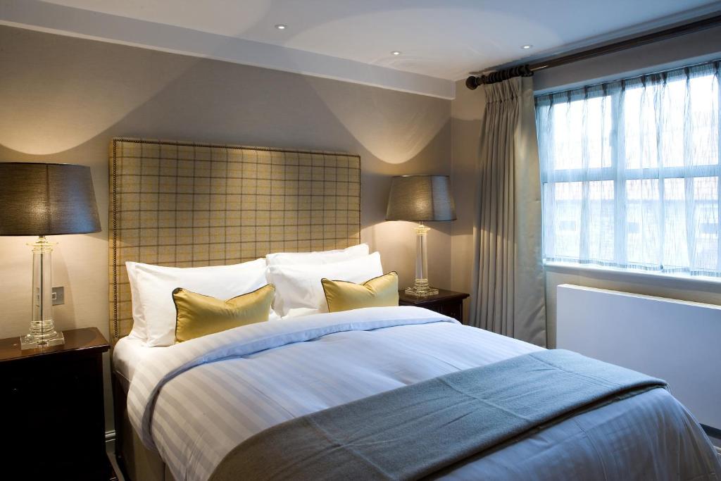 Castle Hotel & Apartments - Chambre Lit King-Size De Luxe