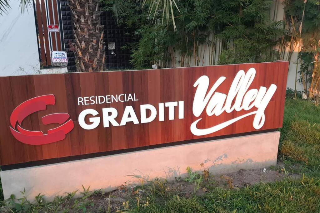 Fotografie z fotogalerie ubytování Graditi Valley Residence v destinaci Santiago de los Caballeros