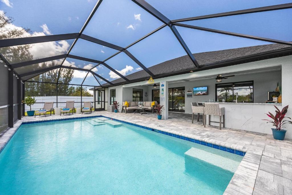 Pet Friendly Paradise Villa Coral Cove Roelens Vacations, Cape