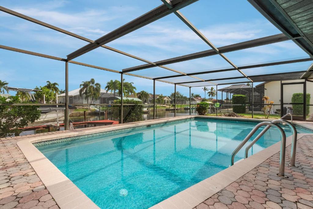 Curated visual reference: Luxury Gulf Access Villa With Heated Saltwater Pool Villa Ibis Photo Inspiration