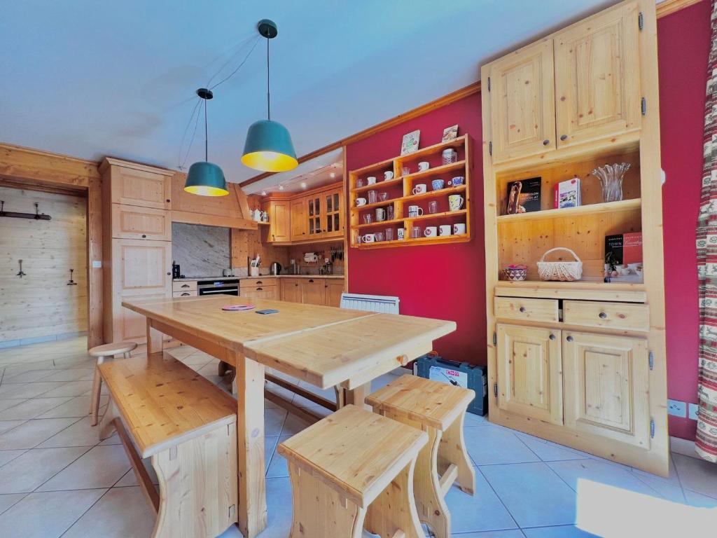 Appartement 6 pièces, 8 personnes FR1505