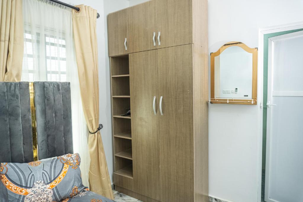 Fotografie z fotogalerie ubytování Spectacular 3/4-Bed-Apt With 24hrs Power And FAST Wi-Fi v destinaci Amuwo