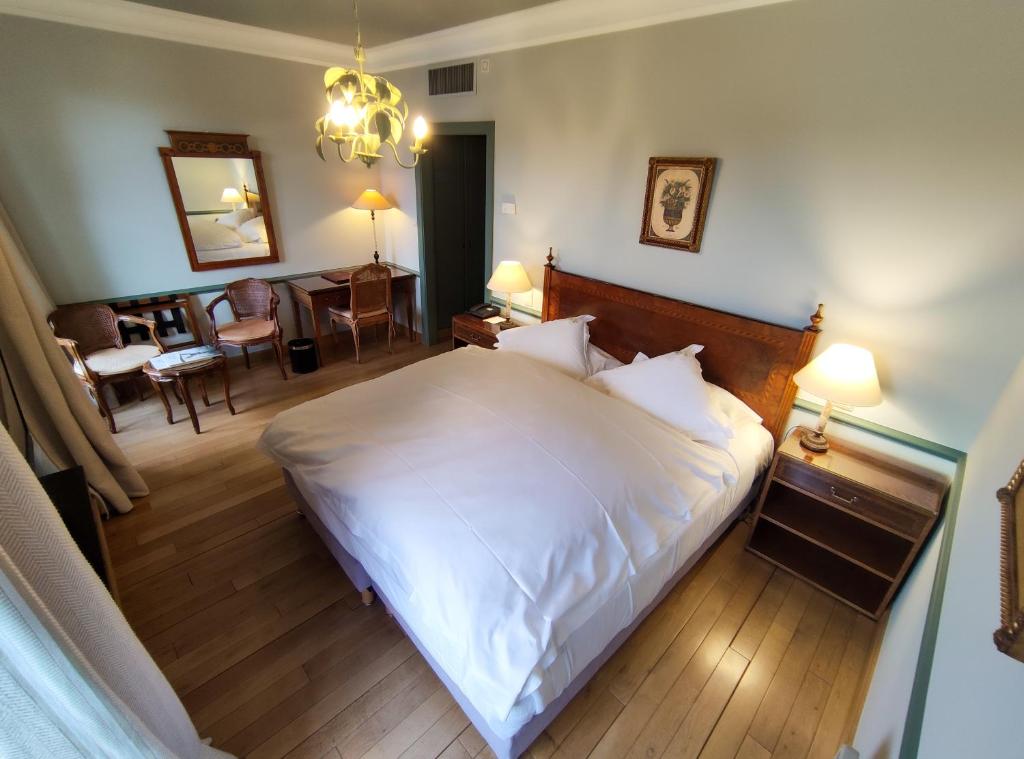 Le Manoir Au Lac - Superior Doppelzimmer Mit Seeblick Manoir