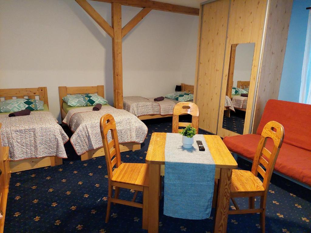 Penzion SLUNCE - Quadruple Room With Balcony