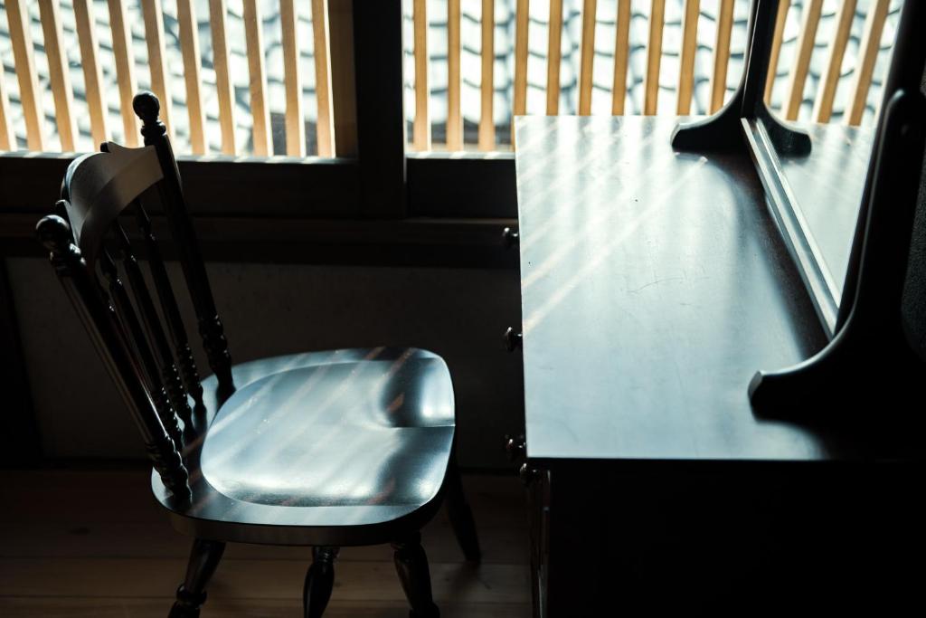 Fotografie z fotogalerie ubytování Oito 美しい街並みに佇む喫茶と宿 v destinaci Tamba-sasayama