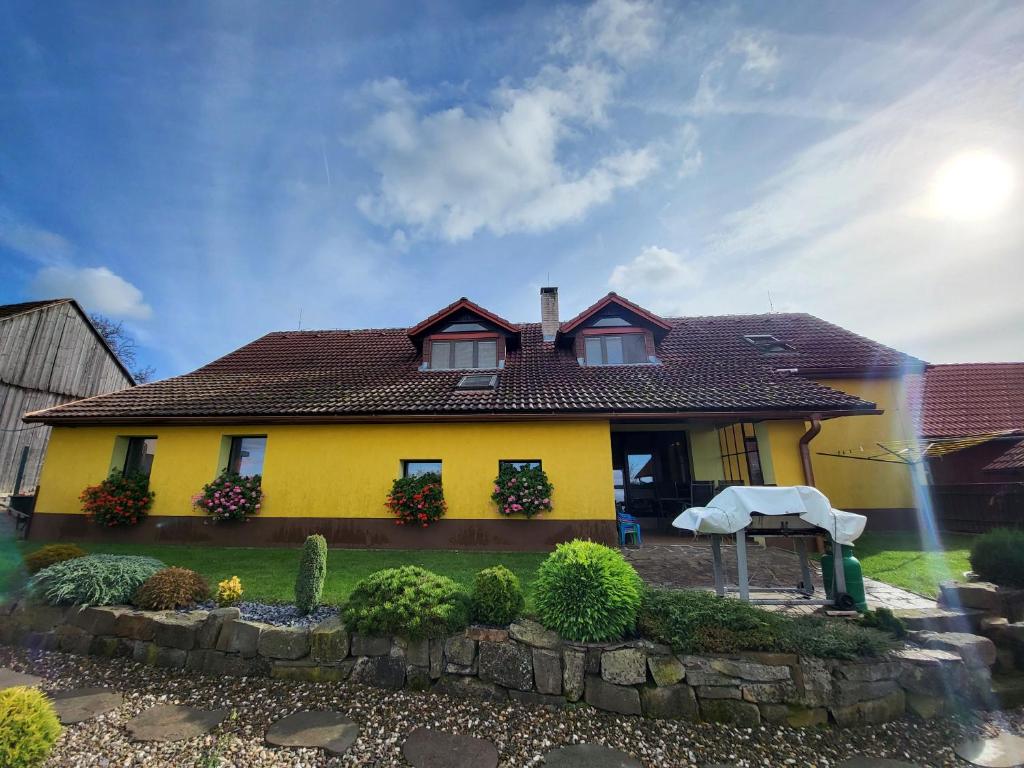 Budova, kde se vila nachází