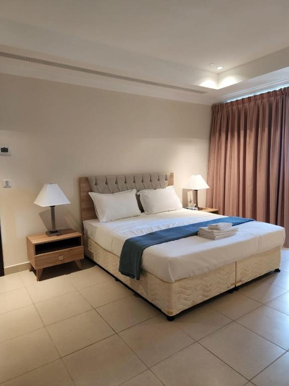 Lovely One Bedroom Apartment Porto Arabia, The Pearl Qatar, Doha, Qatar