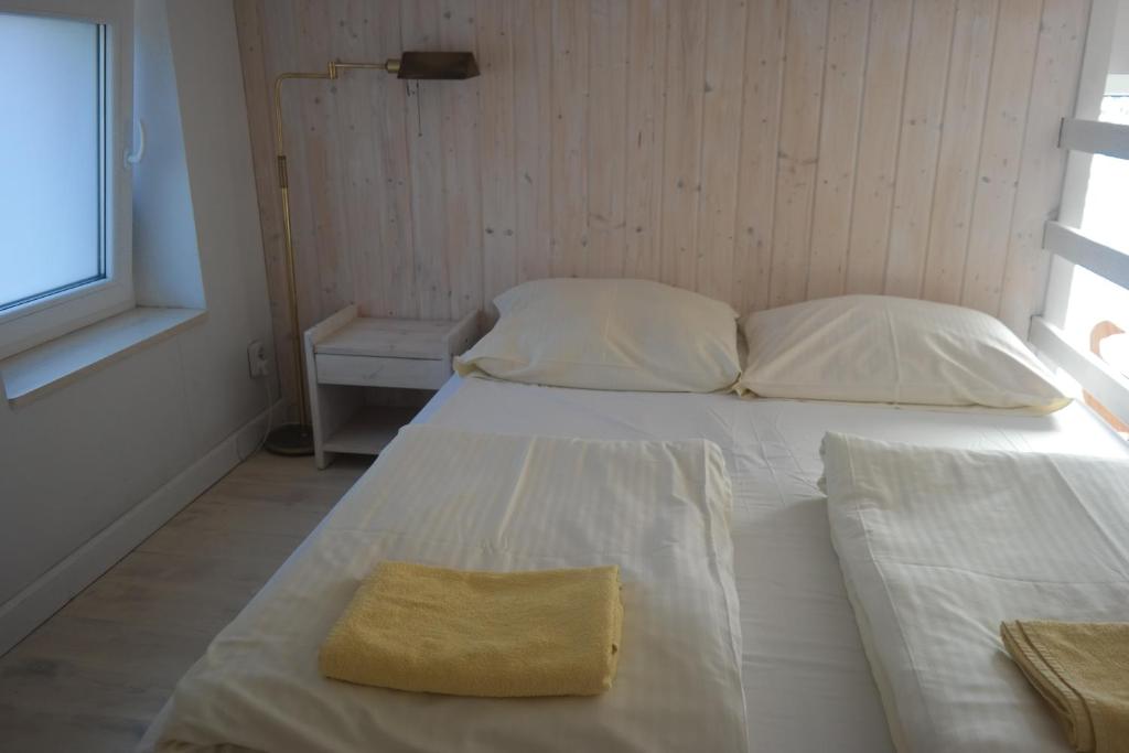 Villa Pod Orzechem w Zaniemyślu - Deluxe Driepersoonskamer