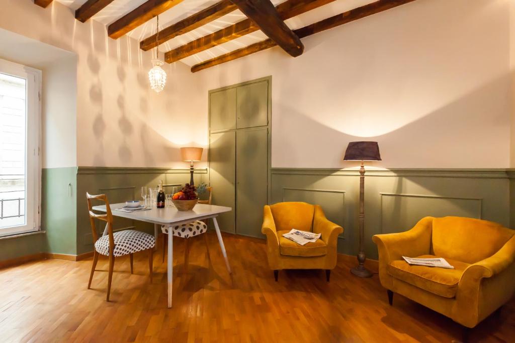 Salotto Monti - Resim 45