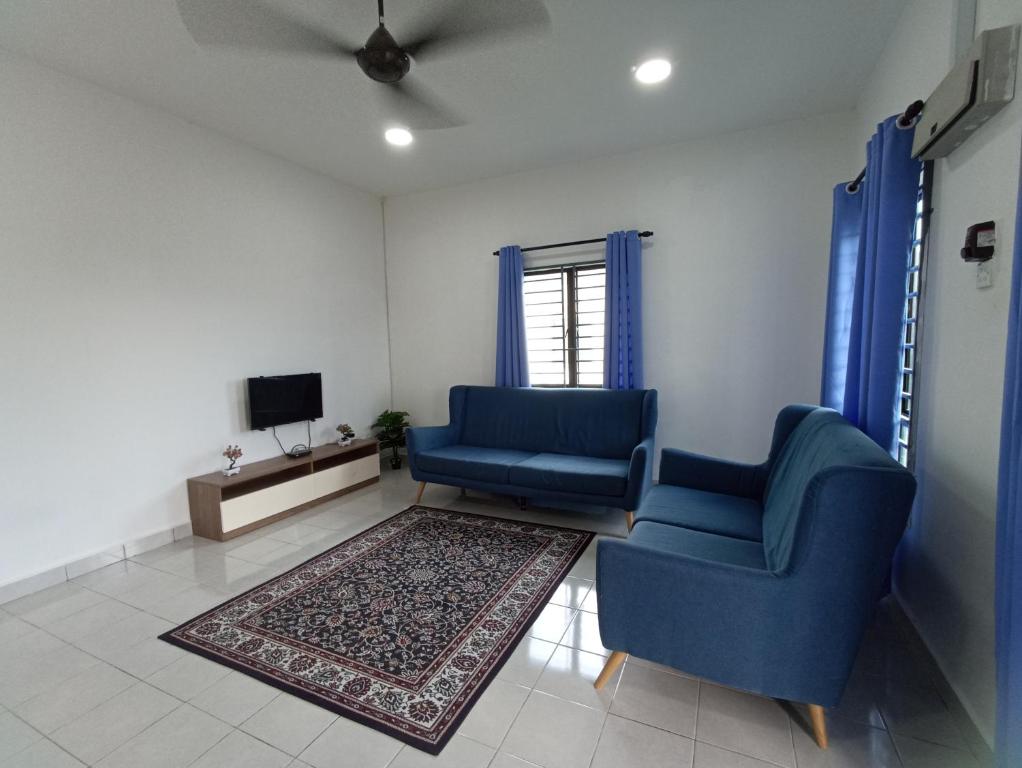Aisya Homestay Bajet Karak Setia - Housity