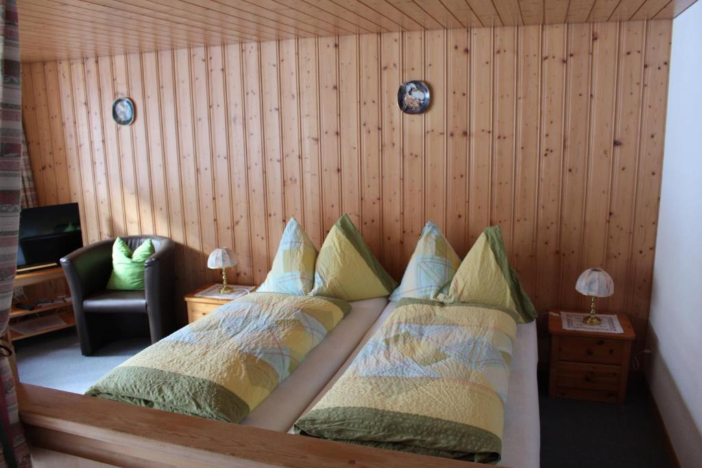 Een bed of bedden in een kamer bij Chalet Spinne