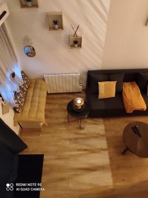 Posedenie v ubytovaní logement Mezzanine salon indépendant