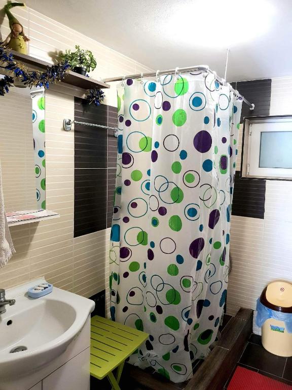 bogdan, cazare la tuzla - Appartement Met Drie Slaapkamers