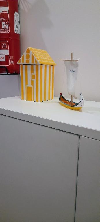 Light Brown Central Apartment - 2