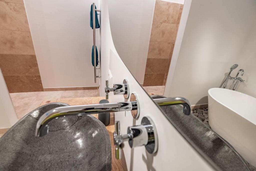 Kúpeľňa v ubytovaní Berg Apartment-Berg im Drautal
