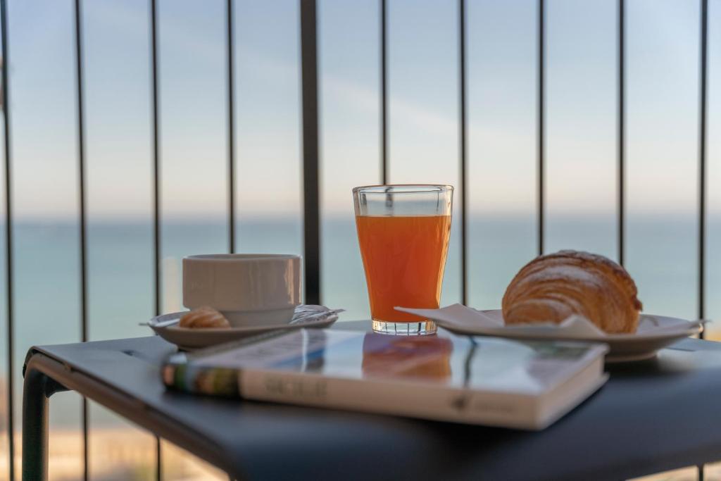 B&B Le Suites di Costanza - 4