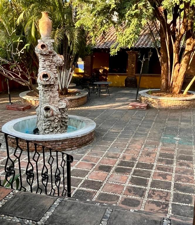 Hotel Rancho Escondito - Drievoudige Kamer Met Uitzicht Op De Tuin