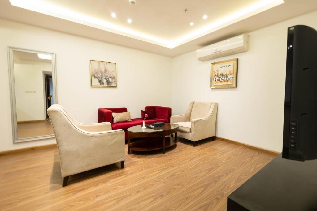 Mira Business Hotel - Family Suite