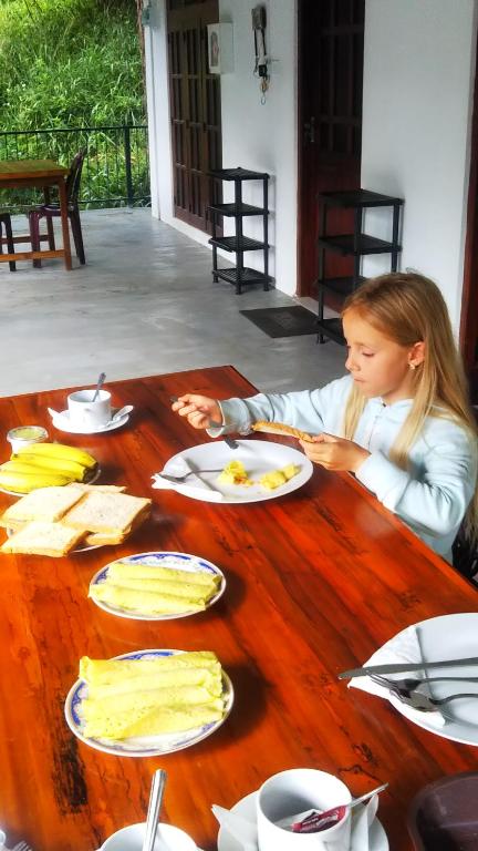 Jídlo v hotelu nebo okolí