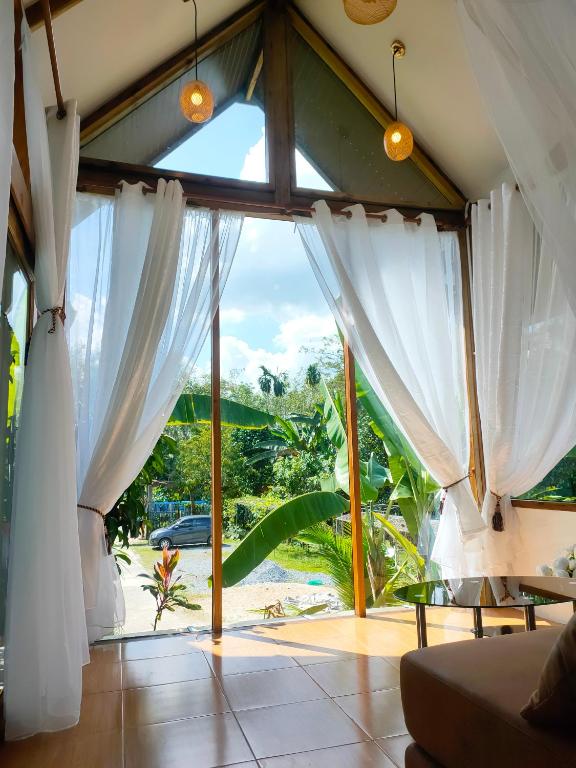 Alaska pool cafe&homestay2 - Superior Queen Room Mit Zwei Queensize -Betten