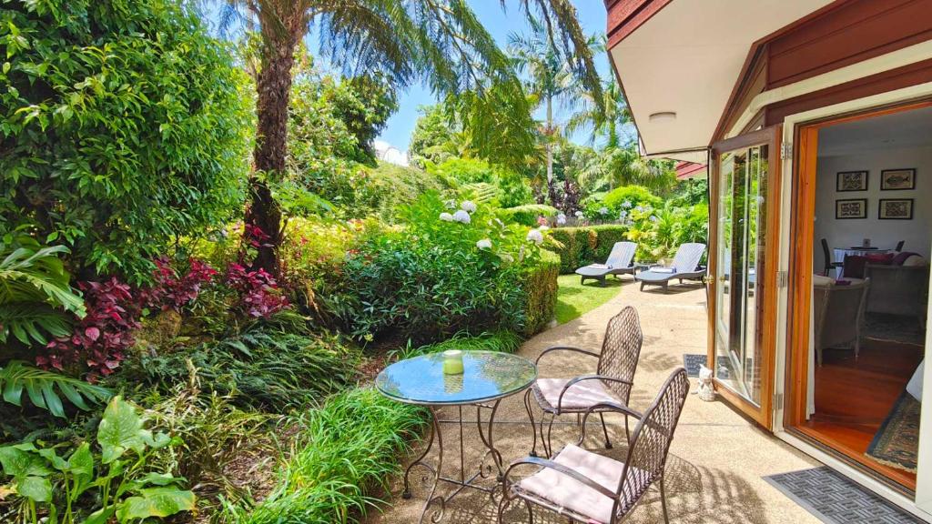 Moon Gate Villa - Resim 34