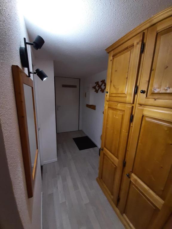 Zdjęcie z galerii obiektu RESIDENCE LE RUITOR Duplex dernier étage vue panoramique piscine chauffée en été classé 4 Cristaux Paradiski w mieście Arc 1800