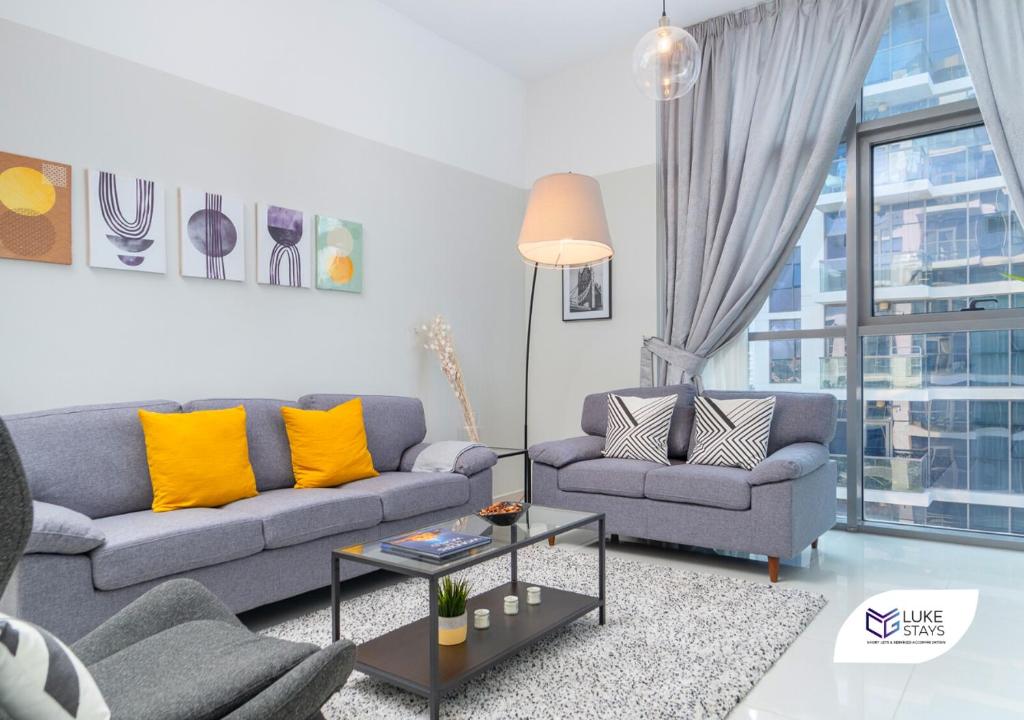 Luke Stays – Damac Golf Vista A