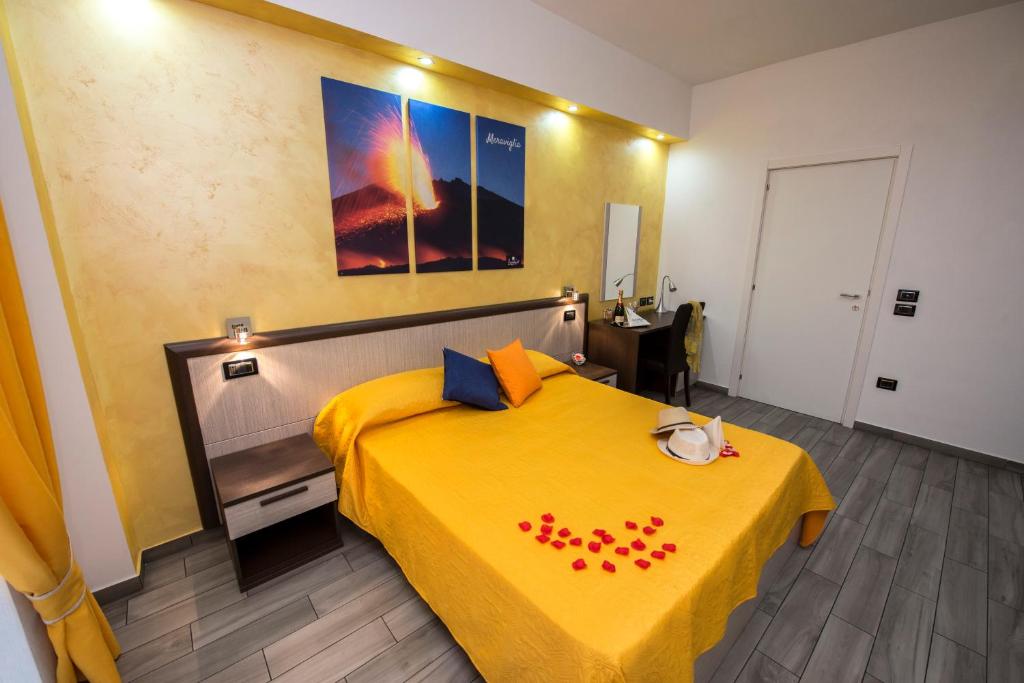 Postel nebo postele na pokoji v ubytování B&B Sunlight Tropea
