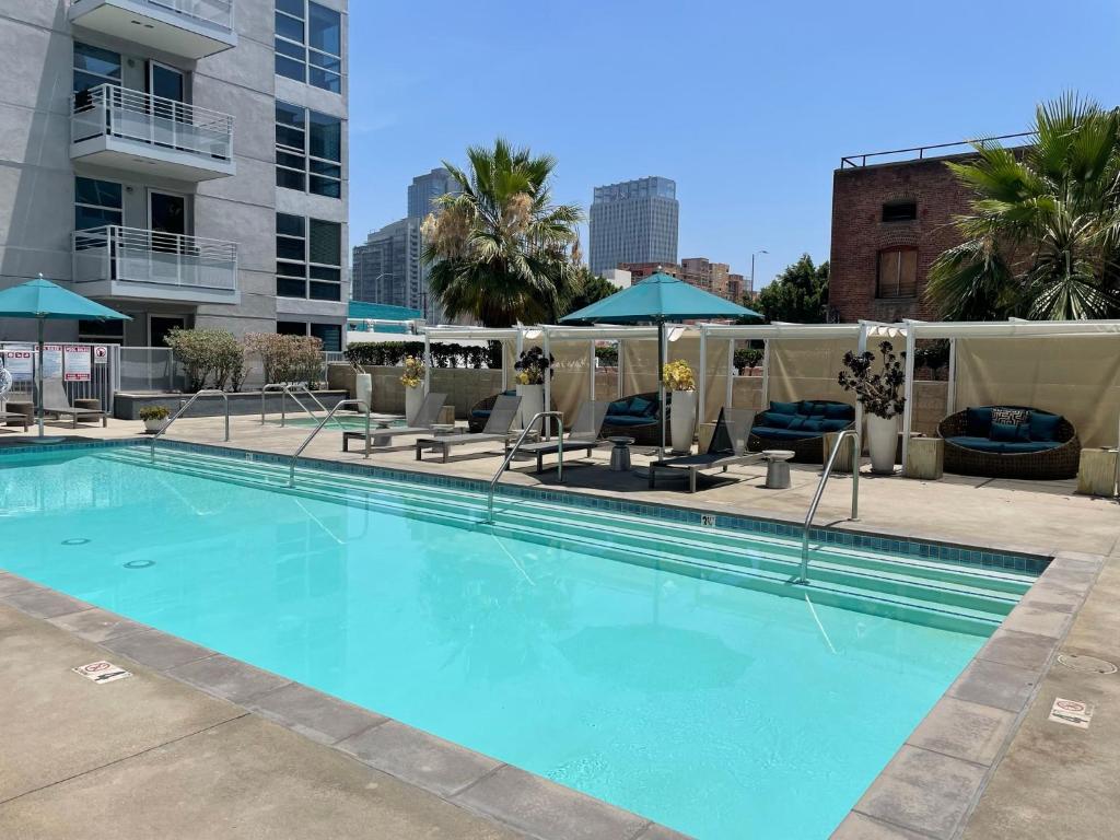 Image showcasing Luxury Penthouse with City views and pool, Los Angeles (updated prices ...