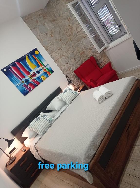 Postel nebo postele na pokoji v ubytování Apartment and Room Perfect Dream in Split
