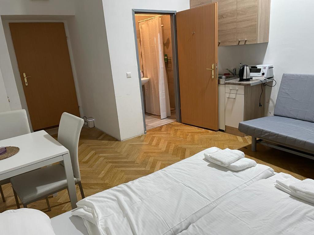 Krevet ili kreveti u jedinici u okviru objekta easybook-in