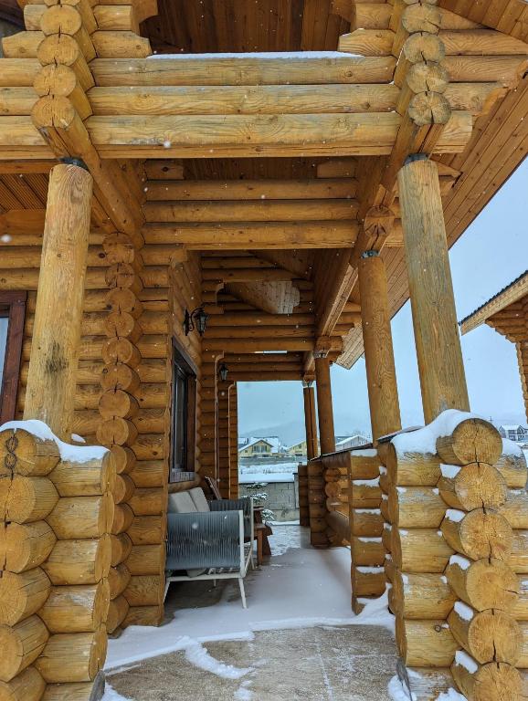 Posezení v ubytování LOG HOUSE