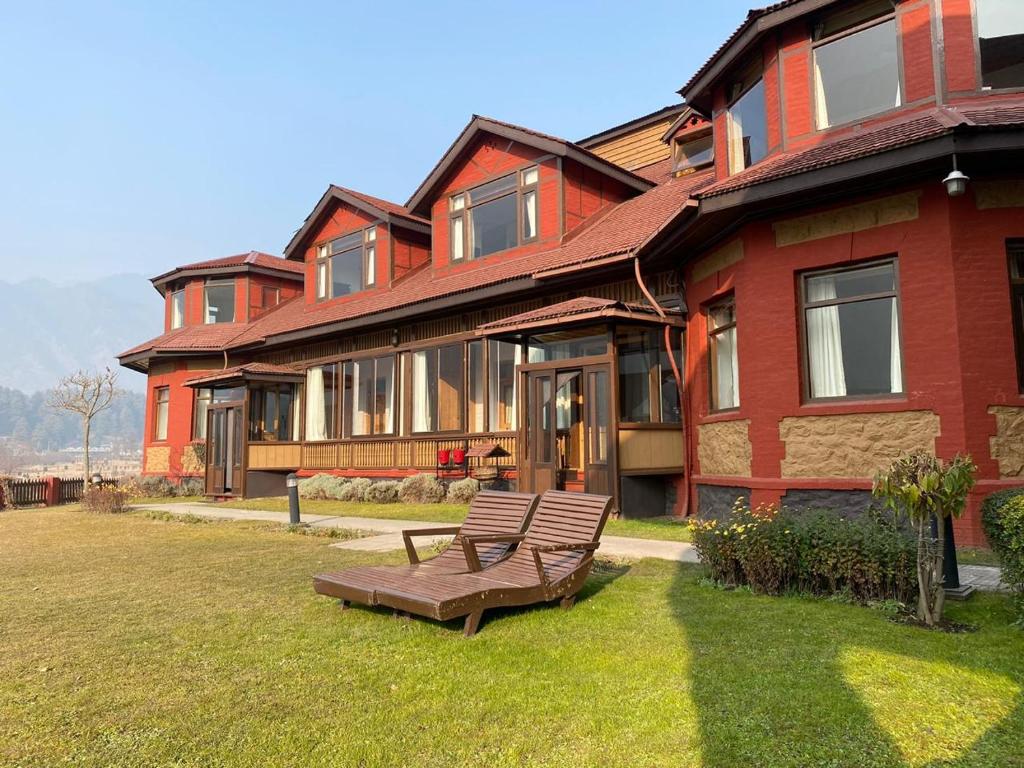 Zahrada ubytování Pahalgam Hotel