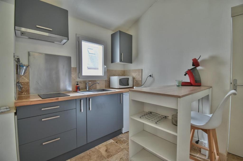 Immeuble centre ville Jardin des plantes - One-Bedroom Apartment