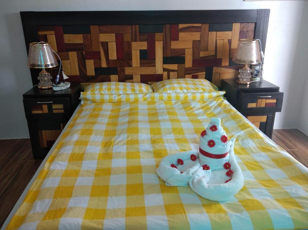 Postel nebo postele na pokoji v ubytování Couple room A in Final Destination Resort