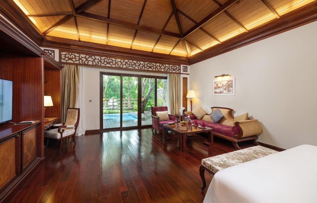Biệt Thự Có Giường Cỡ King Nhìn Ra Vườn - Hồ Bơi Riêng