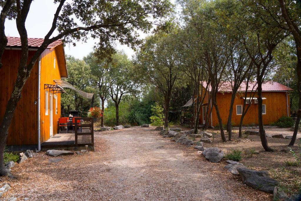 GITES de Plos Appart CHALET PISCINE SPA - Housity